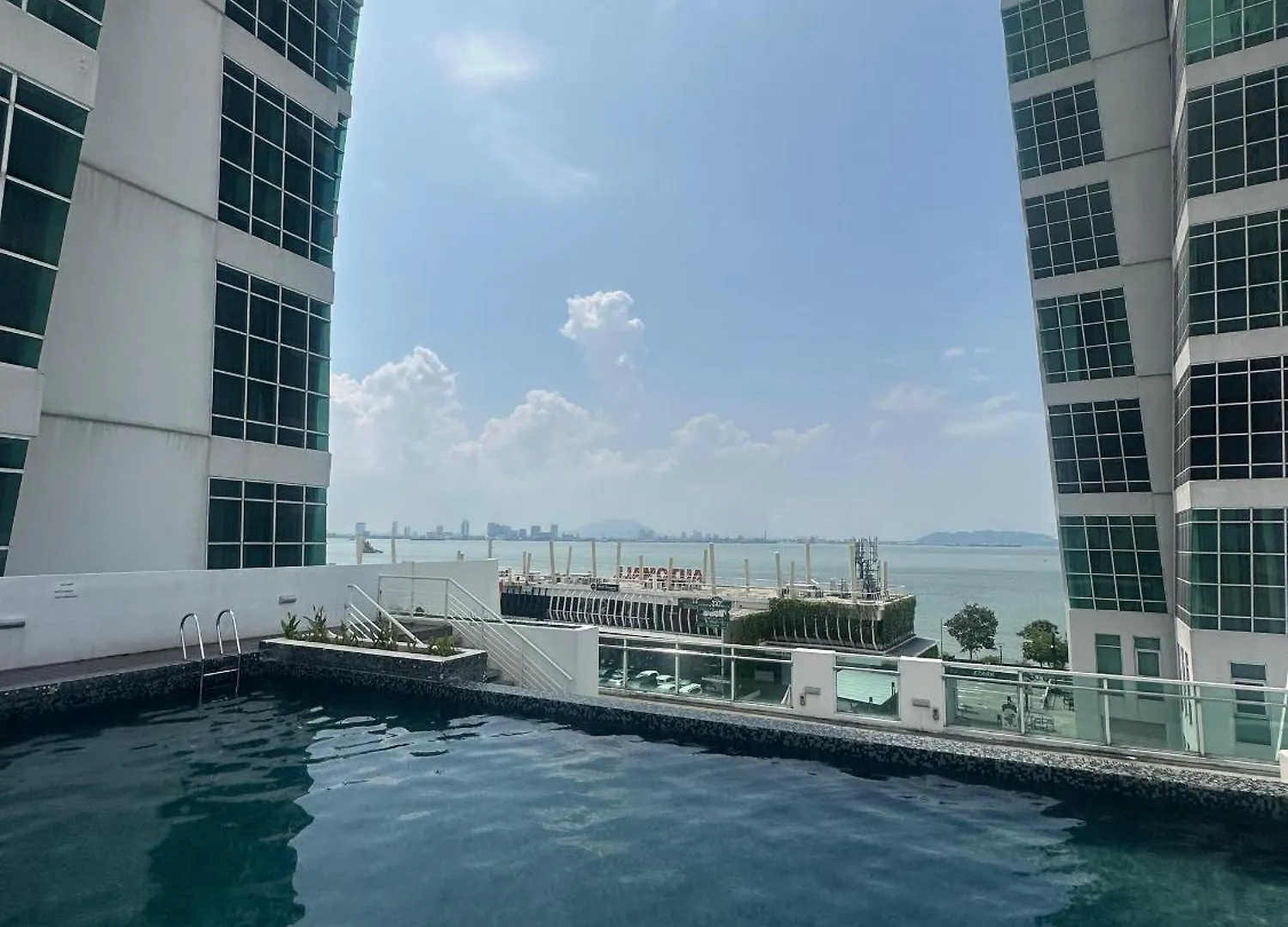 דירה Stunning Seaview Duplex George Town Maritime Suites