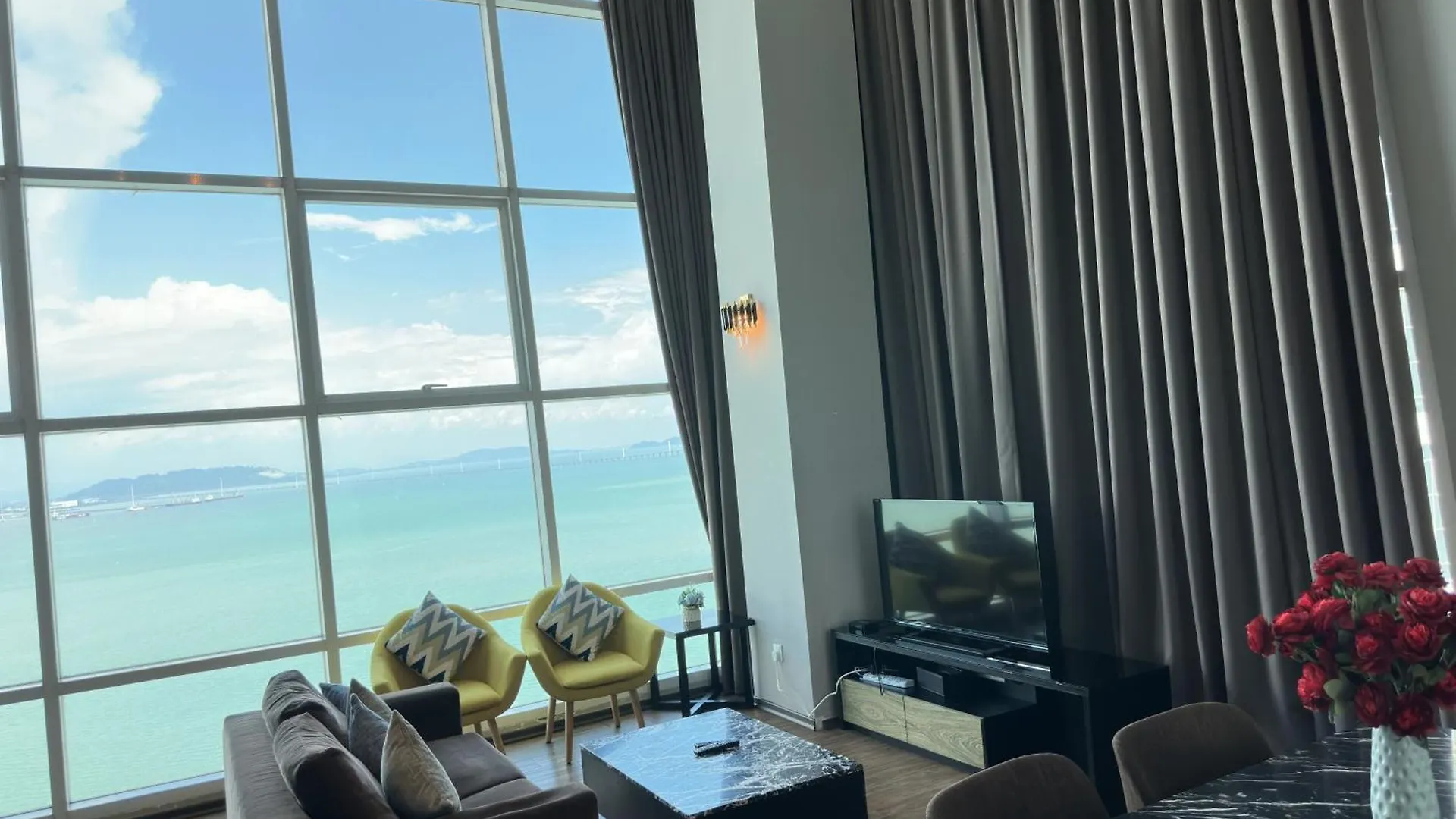 Lägenhet Stunning Seaview Duplex George Town Maritime Suites