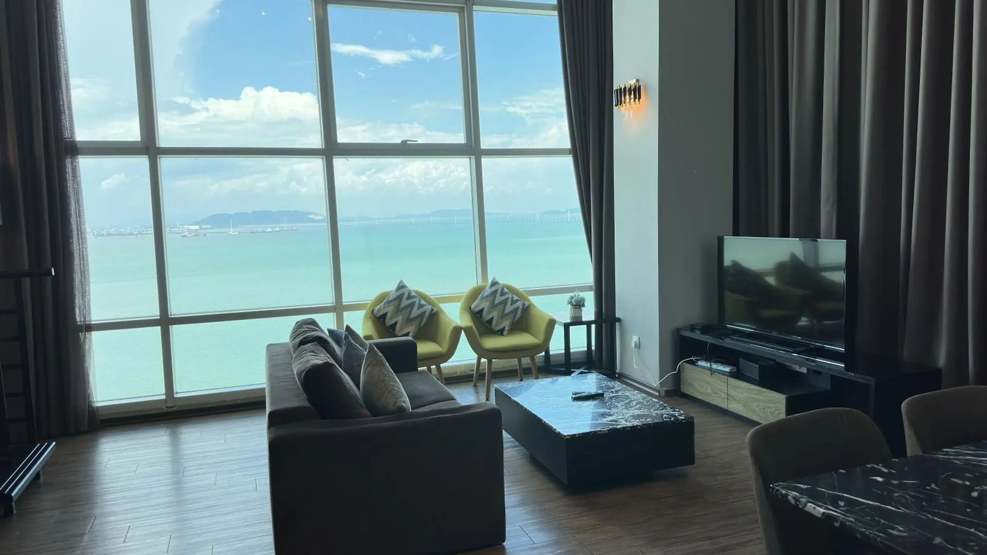 Lägenhet Stunning Seaview Duplex George Town Maritime Suites