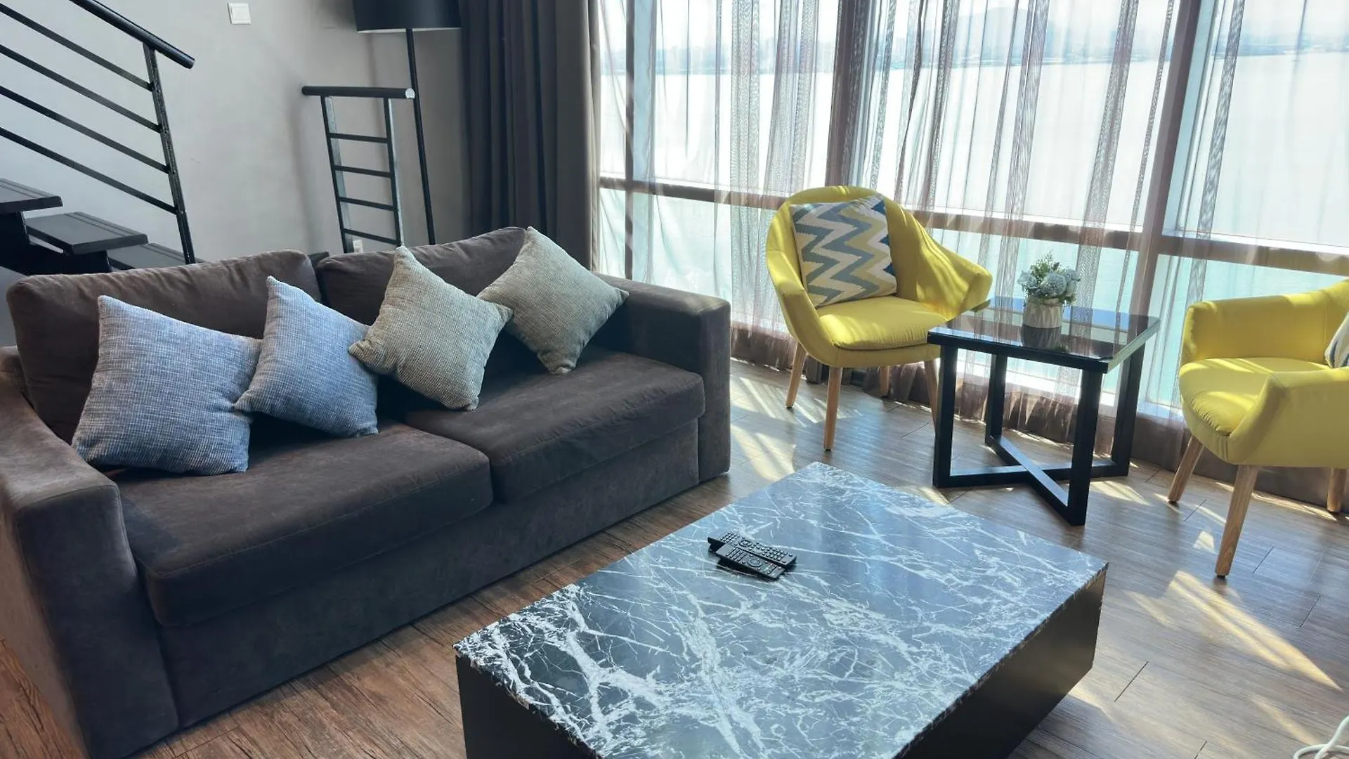 Stunning Seaview Duplex George Town Maritime Suites Lägenhet